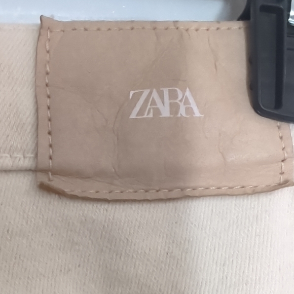 Zara Women's Cream Skinny Jeans - Picture 10 of 10